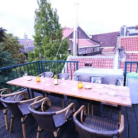 Coco's Outback Apartment *
